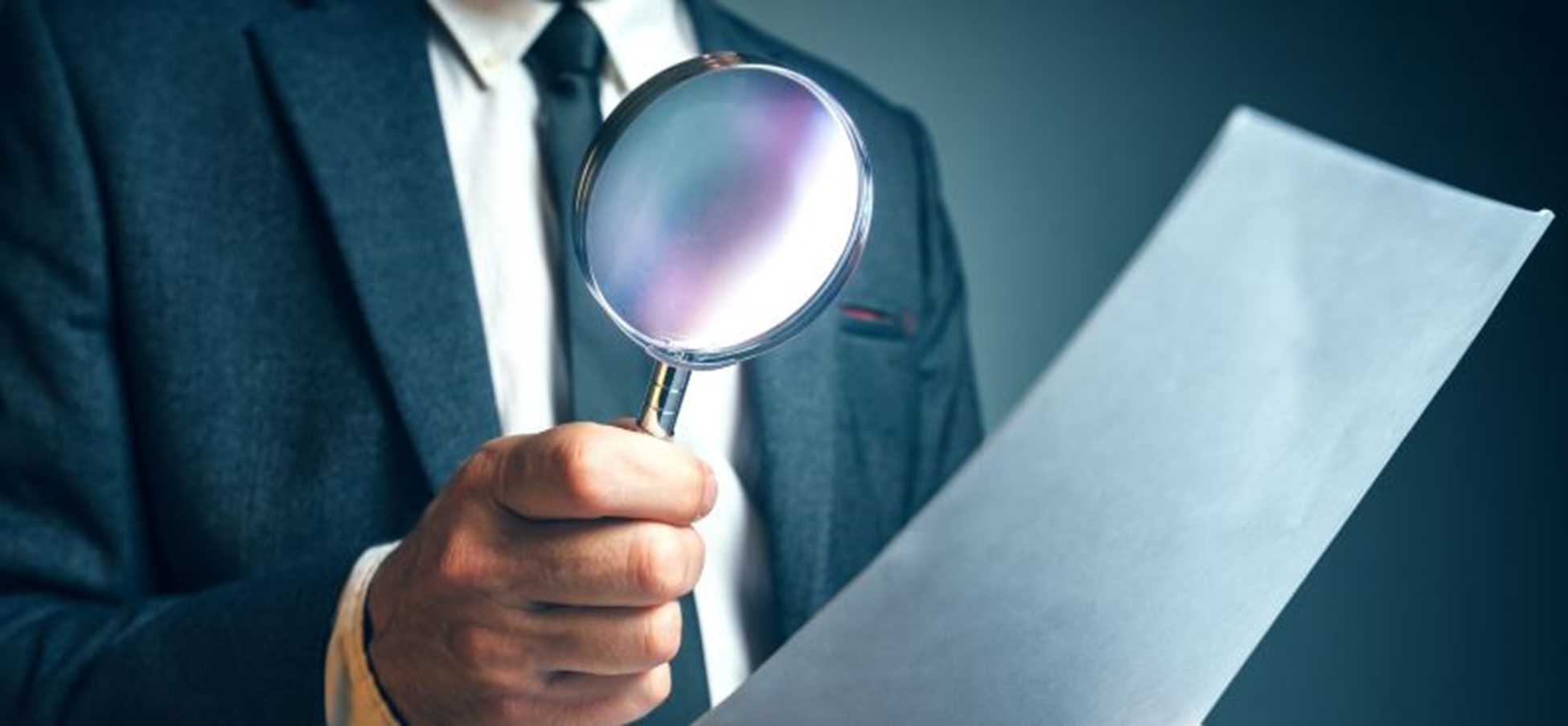 Essential Tips for Choosing the Right Commercial Title Company teaser